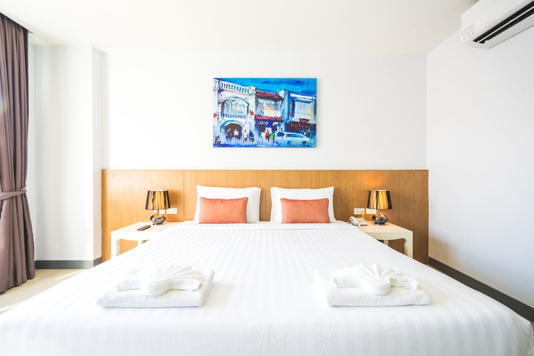 Bedroom 2, Vapa Hotel, Phuket Island