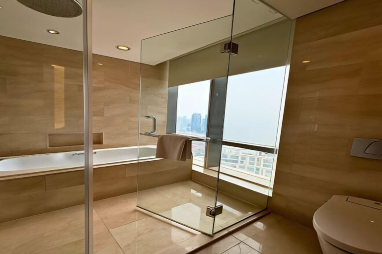 Bathroom 19