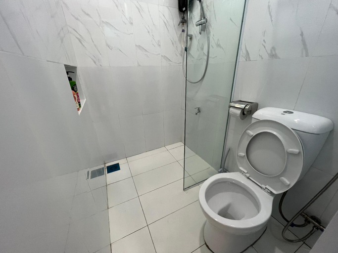 Others 4, Jk>KingCentreHotel>A2>9pax>8 Beds>3BedR>2BathR, Kuching