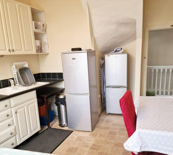 Others 5, Tradesmen Inn 3-br 6-beds & Gated Parking, Norfolk