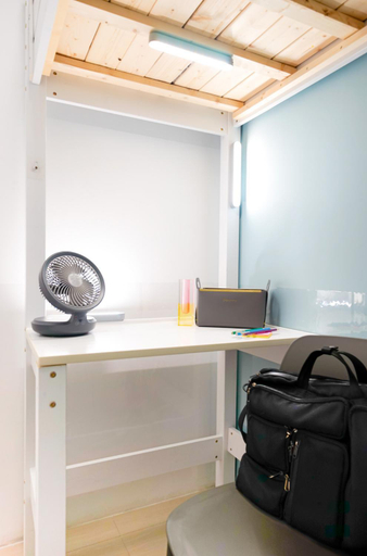 Others 4, CoLiving Space - Hennessy Road 113 Wan Chai MTR, Hong Kong Island
