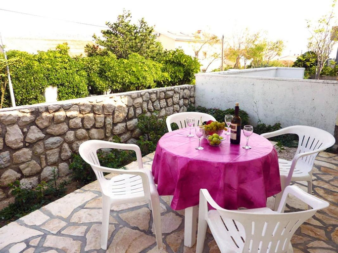 Others 5, Apartments with parking space Pag - 21220, Pag