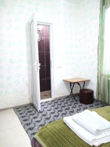Others 5, Natalia - Bagrationi St # 37, Kobuleti