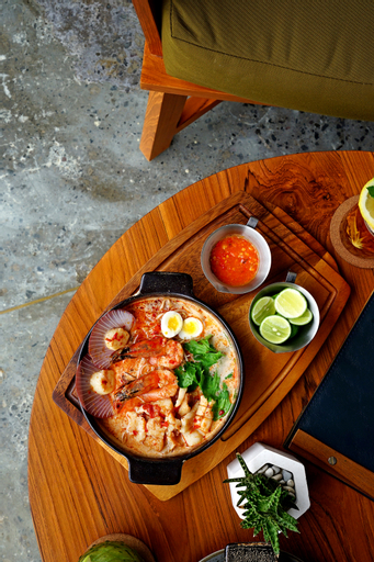Food & Drinks 6