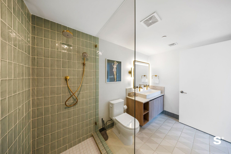 Bathroom 4, Luxury Downtown 2 BR with Skyline View, Miami-Dade