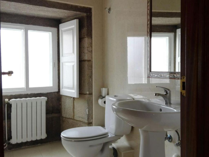 Bathroom 4, Hospedaje Ramos, A Coruña