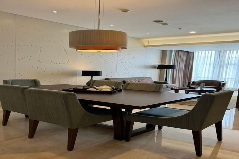 Dining Room 23