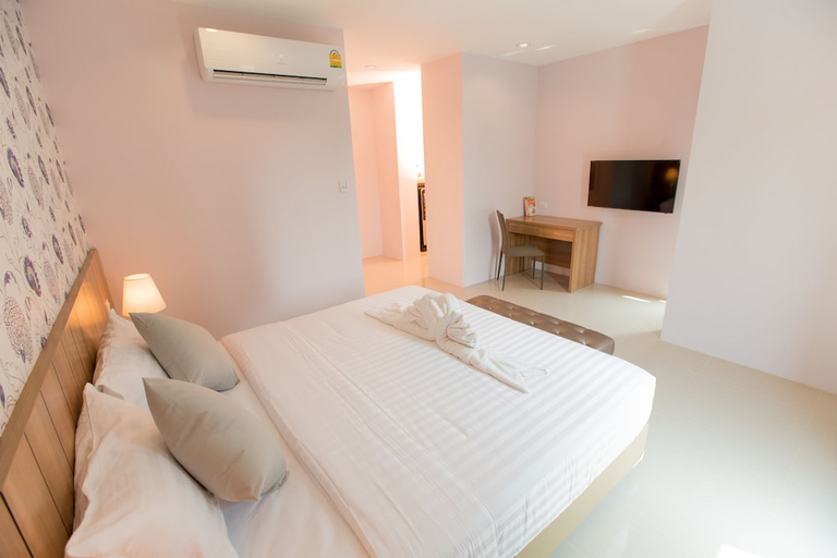 Bedroom 22