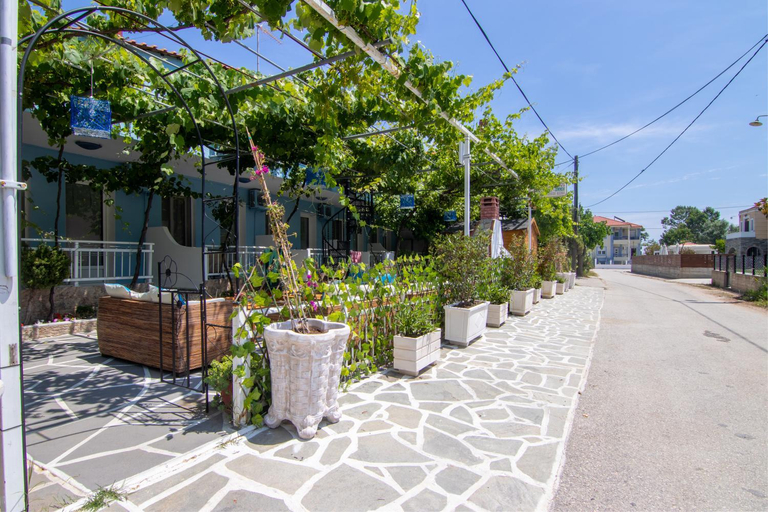 Others 5, Studios Liolios #2, East Macedonia and Thrace