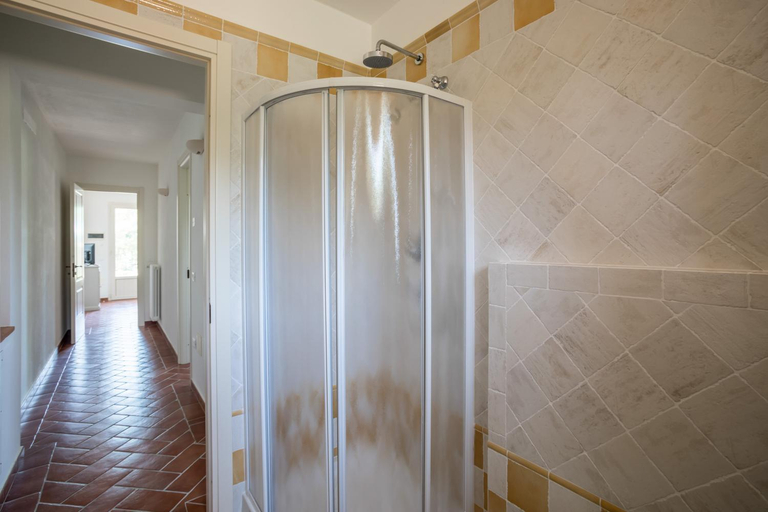 Bedroom 2, Agriturismo Sant Elmira - Relax with external Jacuzzi, Pisa