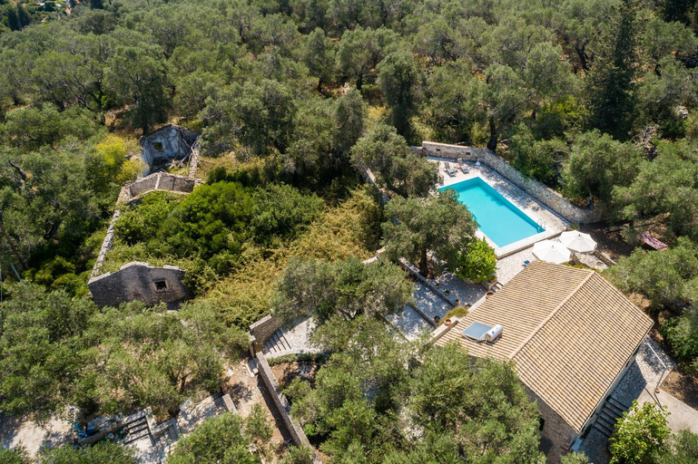 Others 4, Villa Eleni, Ionian Islands