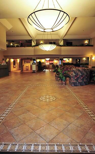 Public Area 3, Shilo Inn Suites Hotel - Klamath Falls, Klamath