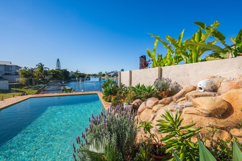 Swimming Pool 4