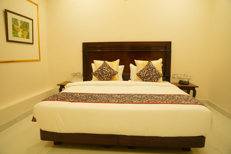 Bedroom 2, White Maple Hotel, Jaipur