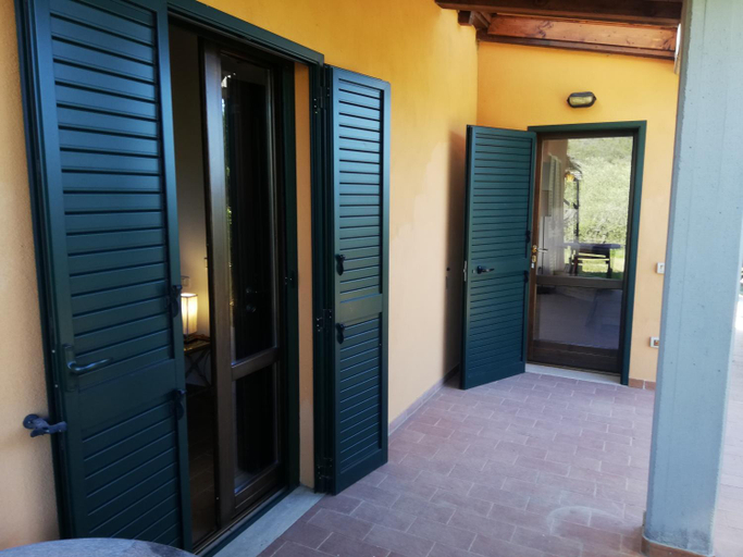 Others 4, KALI Srl Societa Agricola, Grosseto