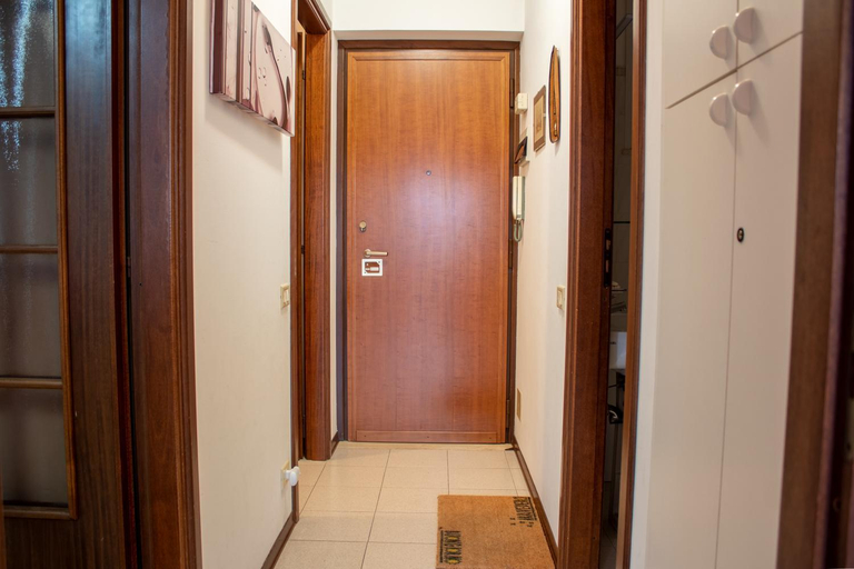 Box, Aria Condizionata e un meraviglioso Terrazzo, Savona