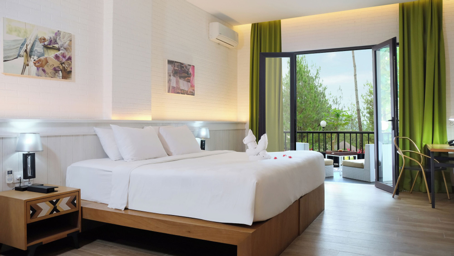 Bedroom 26
