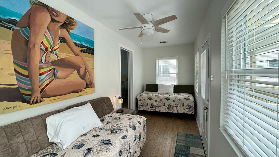 Bedroom 2, Sea Gull Motel, Cape May