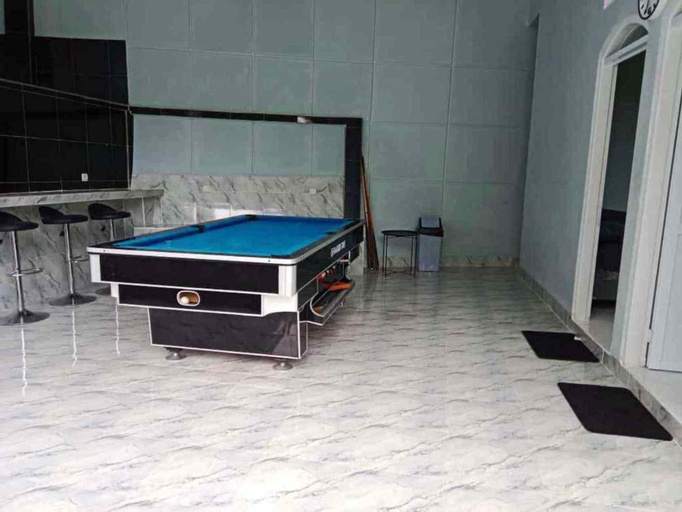 Swimming Pool 11