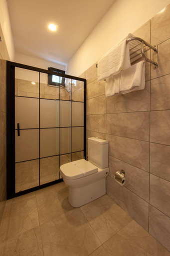 Bathroom 2, Assos Altın Hotel, Ayvacık