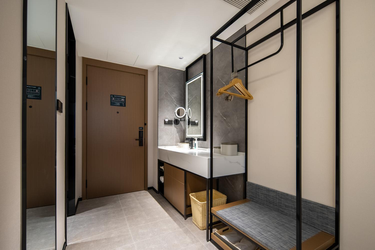 Bathroom 3, Atour Hotel Ningbo Ninghai, Ningbo