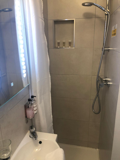 Bathroom 3, Seacrest B&B
