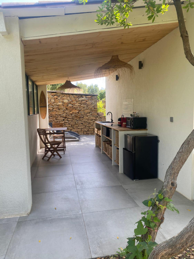 Others 3, Chambre a louer, Var