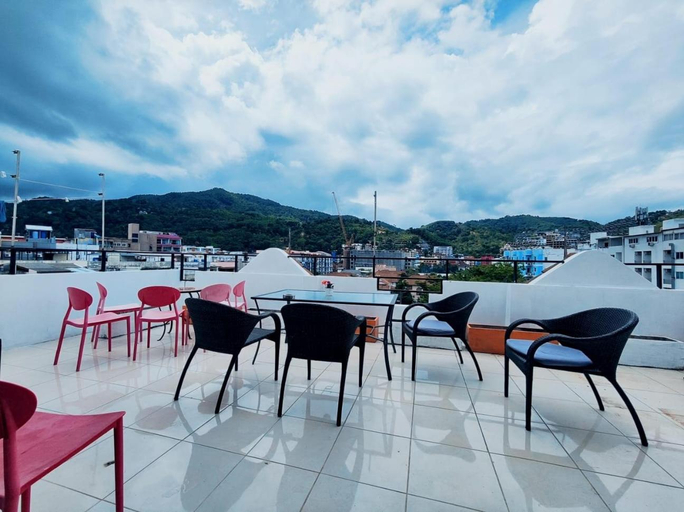 Food & Drinks 4, Hill View Lodge , Pulau Phuket