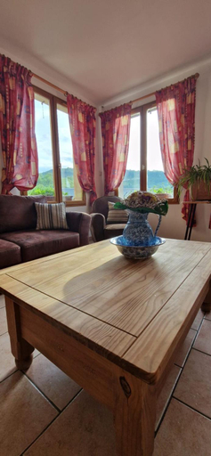 Others, Ferme-auberge le cochon du Madres, Aude