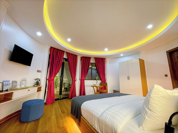 Bedroom 8