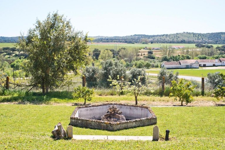 View, Chamine, Mora