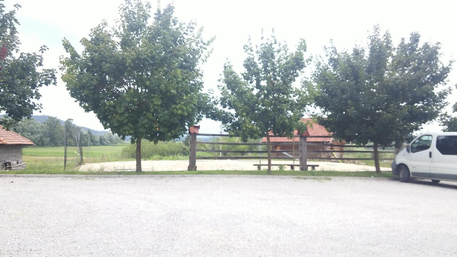 Others 2, Darja Guesthouse, Moravce