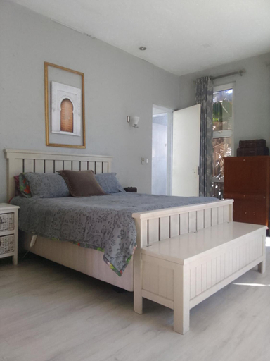 Others 3, Blue Oasis 2 Sleeper Studio- Garden suite, Ekurhuleni