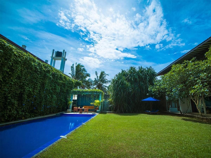 Sport & Beauty, Saffron and Blue, Balapitiya