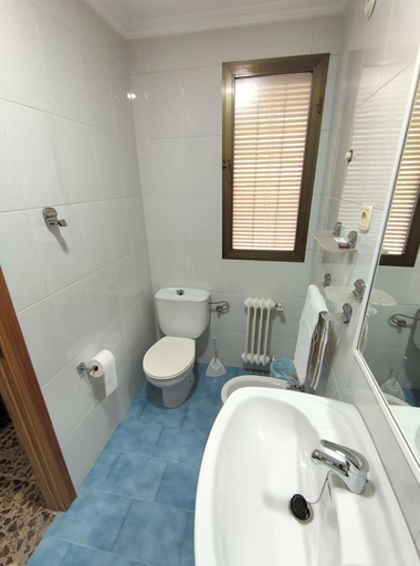 Bathroom 5, Hostal El Molino, Ciudad Real