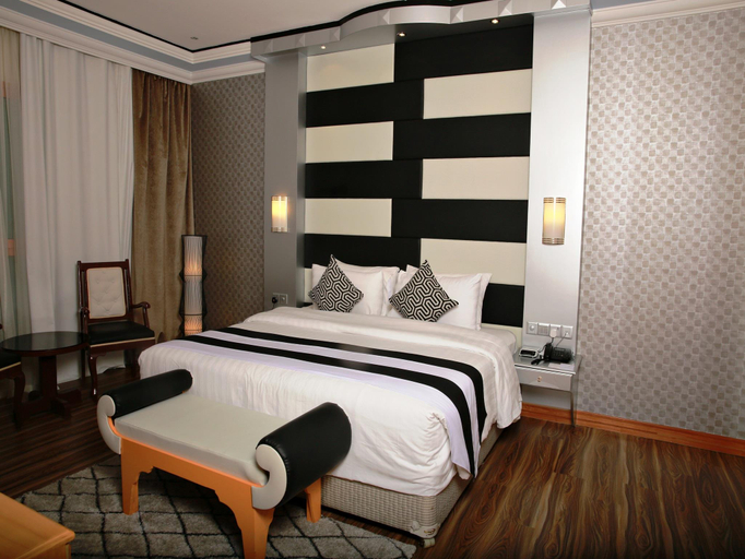 Bedroom 5, Swiss International Palace Hotel Manama, Manama