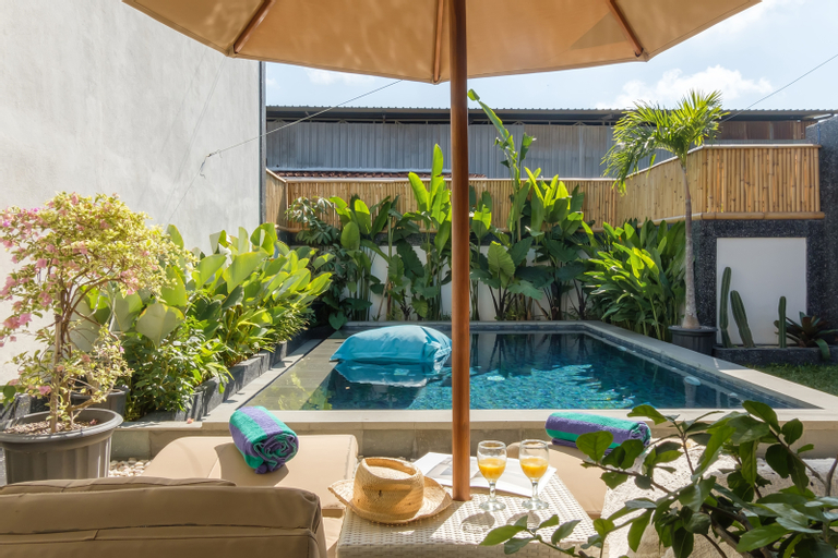 Swimming Pool 26