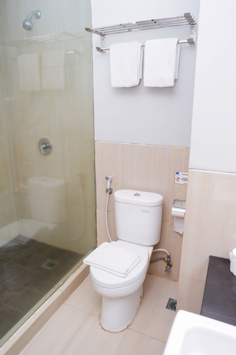 Bathroom 4