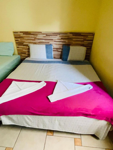 Bedroom 3, Pousada Solarium UNIDADE 1 ECONOMICA-BASICA, Guarujá
