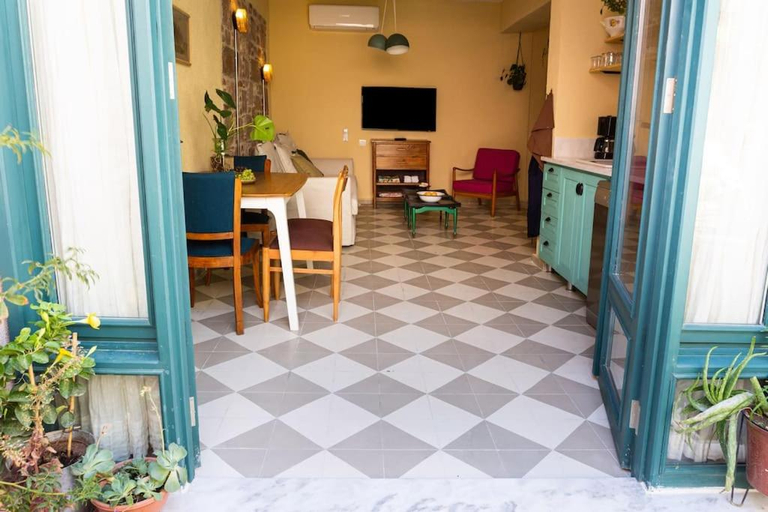 Others 2, Ayvalık merkezde bahce kullanımlı daire, Ayvalık