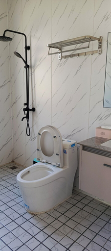 Bathroom 3, Sunny Beach Resort, Sihanoukville