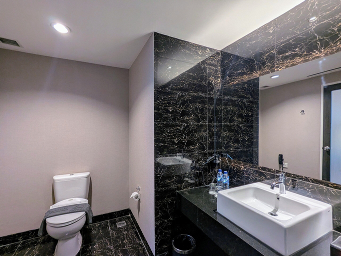 Bathroom 3