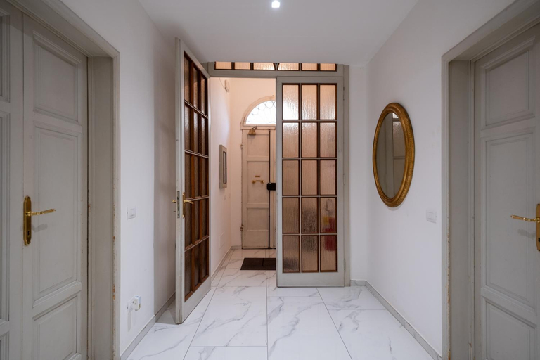Others 4, Lungarno Buozzi 7 Apartments, Pisa