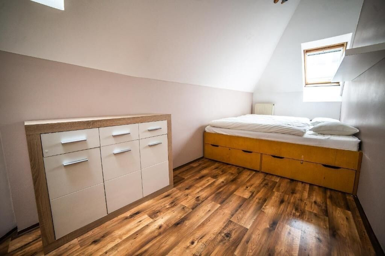 Bedroom 3, Wellness Rooms Central, Praha 1