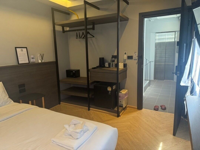 Leon's Loft House, Phuket Island