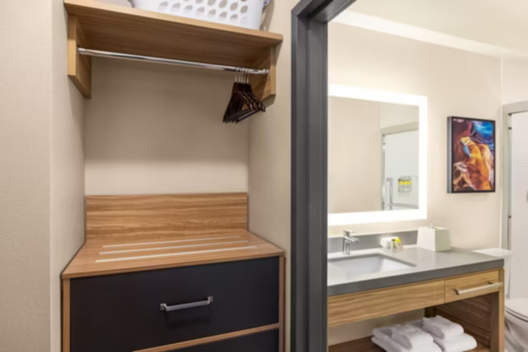 Bathroom 4, BWI SUITES by IHG, Anne Arundel