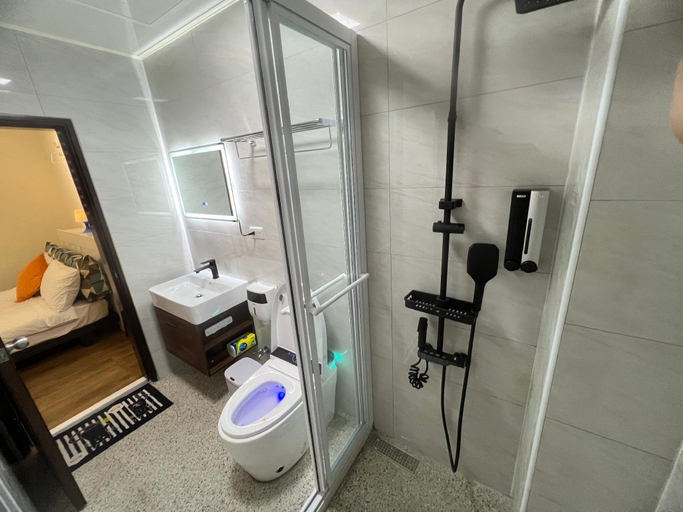 Bathroom 3