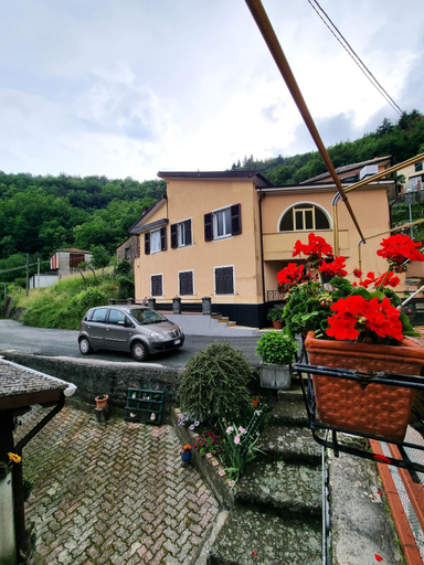 La Casa Di Edy, Genova