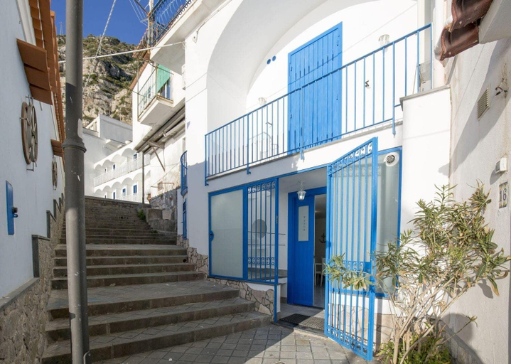 Exterior & Views, Blue Angels Relais, Napoli