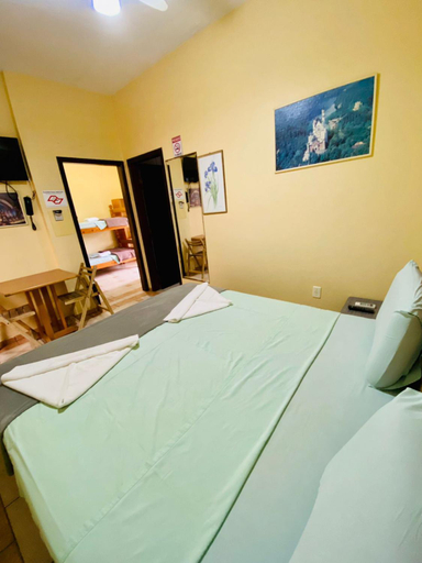 Bedroom 4, Pousada Solarium UNIDADE 1 ECONOMICA-BASICA, Guarujá